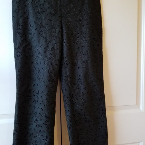 Unusual ItalianCropped Pant. 65 % cotton.